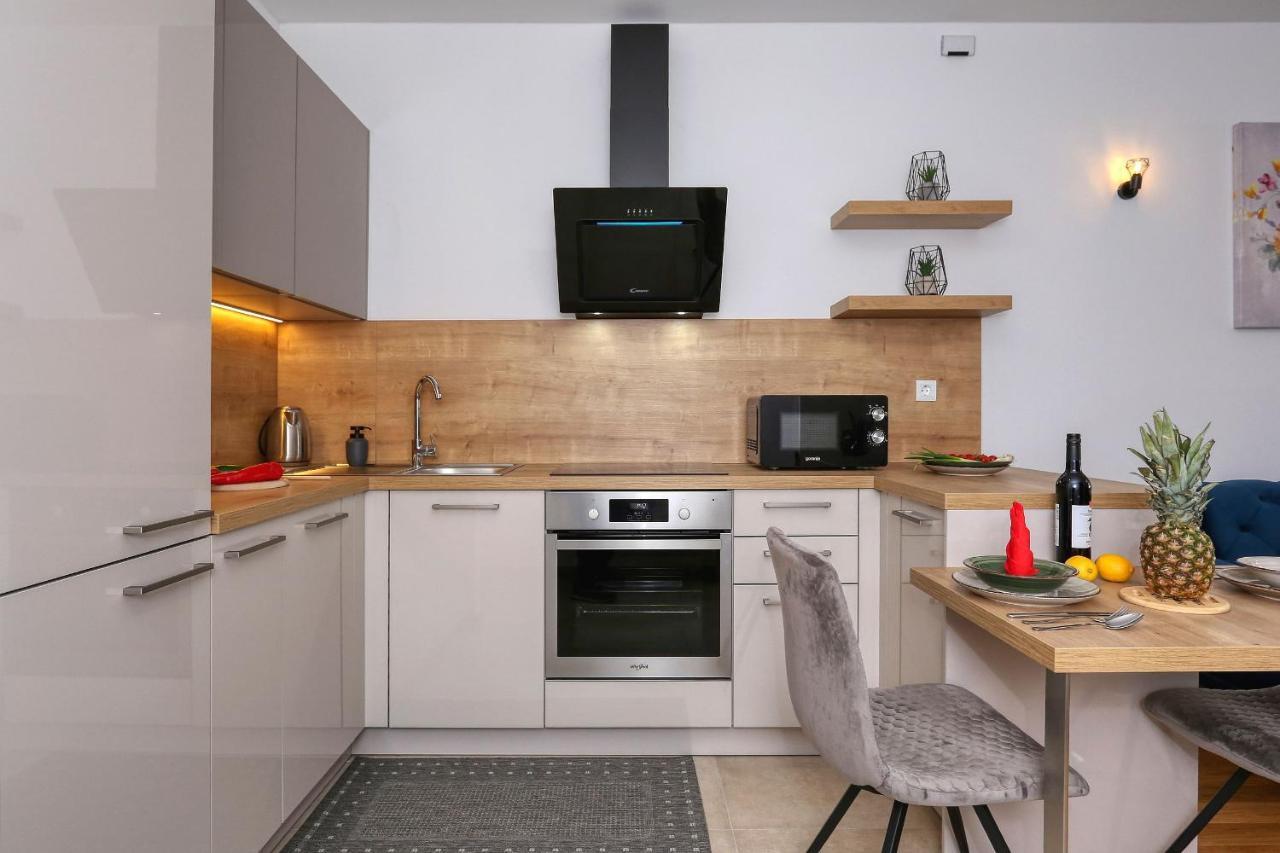 Apartments Luna With Free Parking ซาดาร์ ภายนอก รูปภาพ