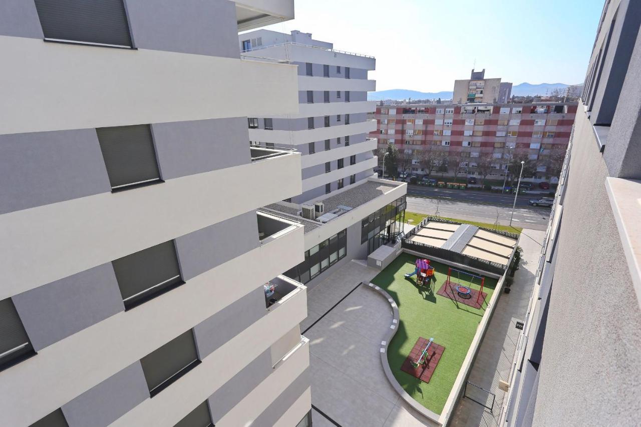 Apartments Luna With Free Parking ซาดาร์ ภายนอก รูปภาพ